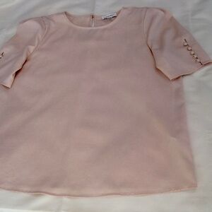 Calvin Klein Dusty Pink Blouse. 100% Polyester. Size M. Made in Vietnam